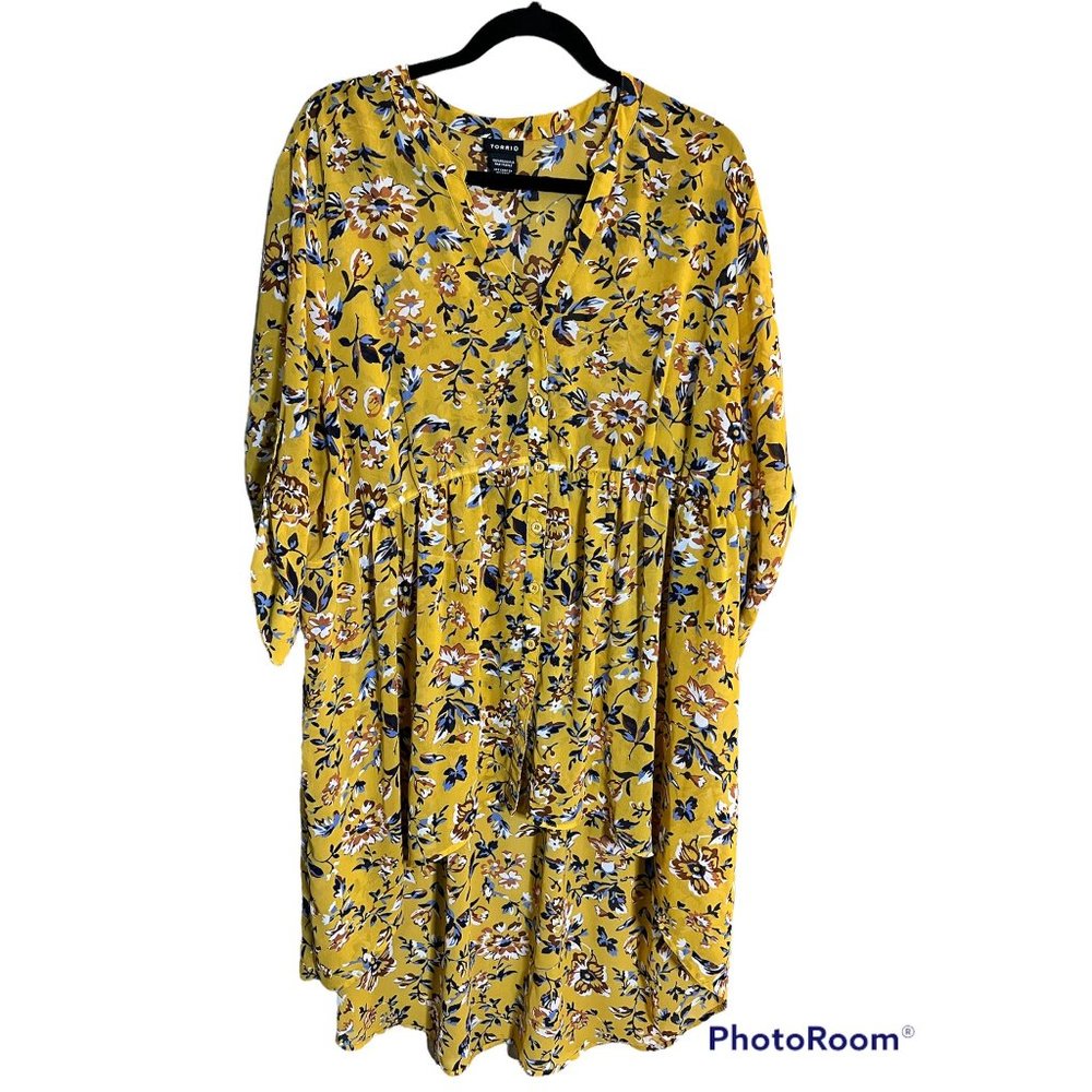 TORRID HI-LO‎ YELLOW TOP SIZE 2